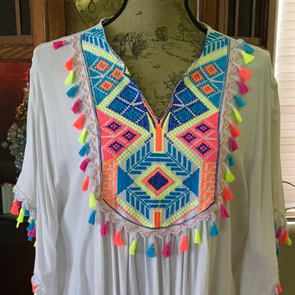 Brilliantly Bright Blouse - Picture 3 of 4